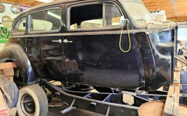 Packard-Super-Eight-1942-Sedan-8