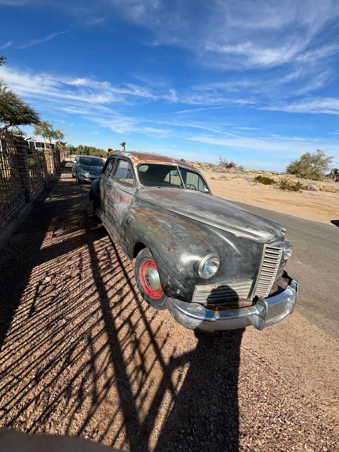 Packard-clipper-1946-2