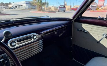 Packard-clipper-touring-sedan-1953-purple-164