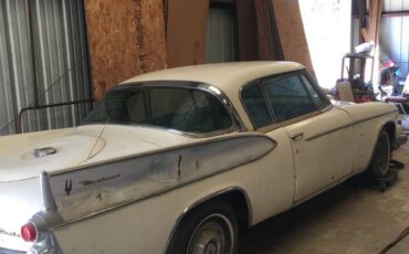 Packard-hawk-1958-white-1
