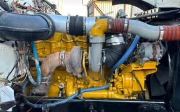 Peterbilt-378-diesel-1996-white