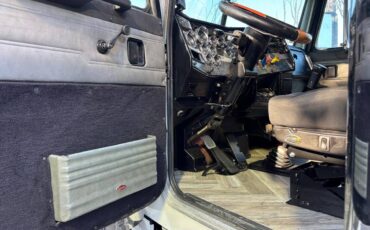 Peterbilt-379-diesel-1995-10