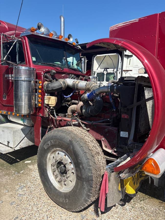 Peterbilt-379-diesel-1996
