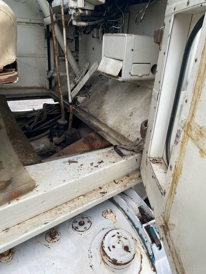 Peterbilt-diesel-1963-white-11