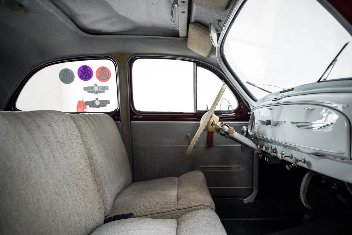 Peugeot-203-1954-Bordeaux-Grey-Tweed-16
