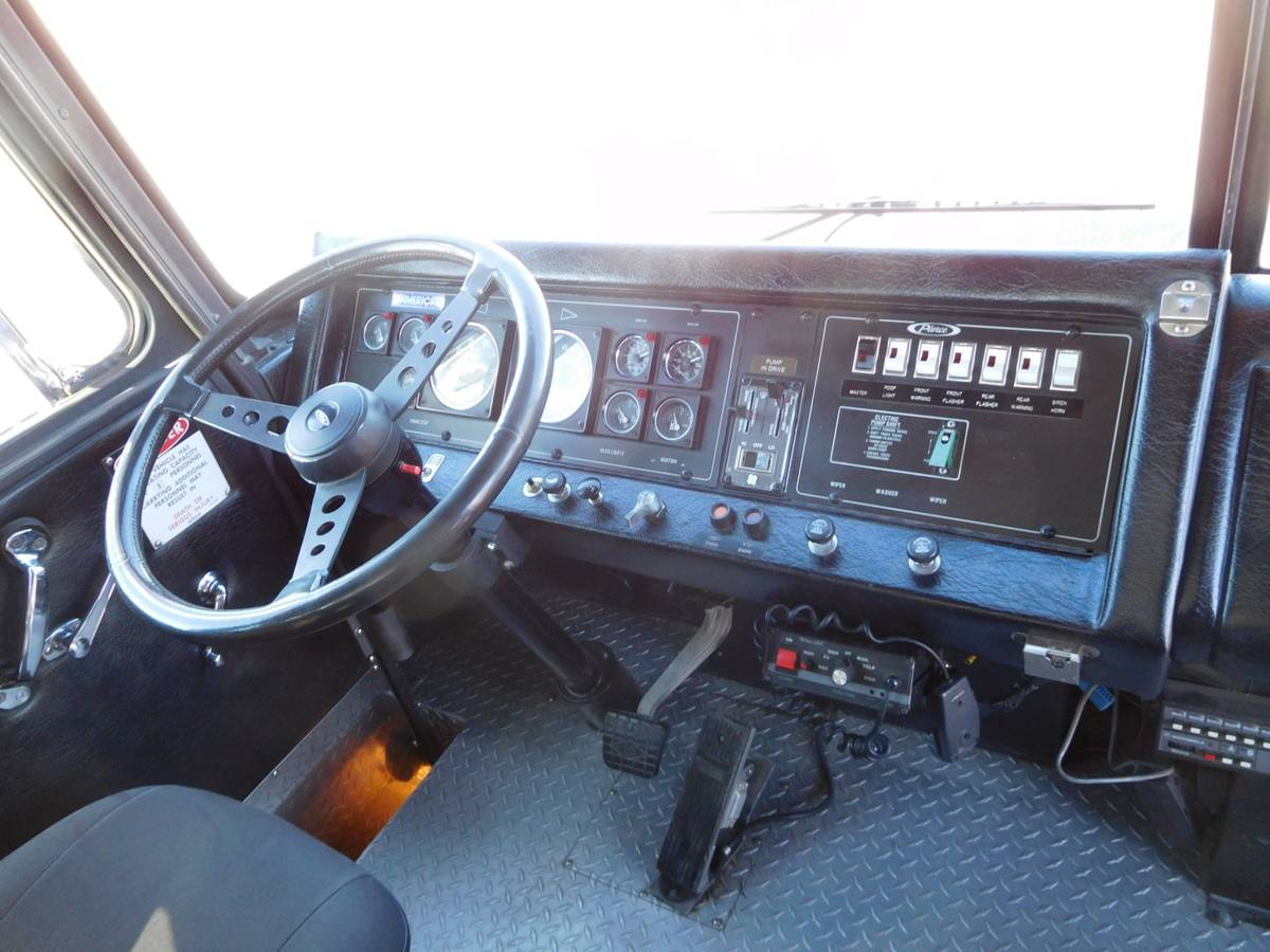 Pierce-arrow-pumper-diesel-1988-15