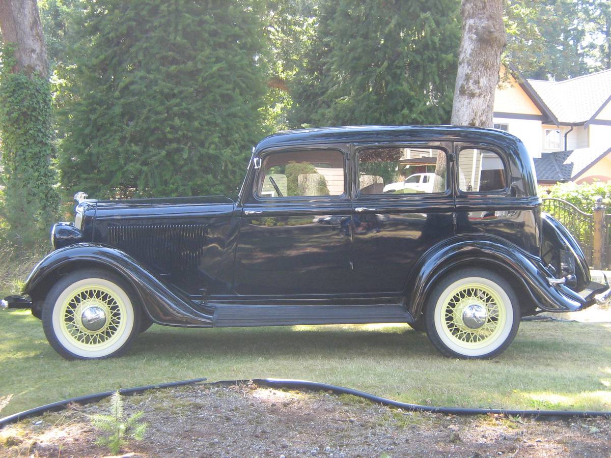 Plymouth-1934-blue-3