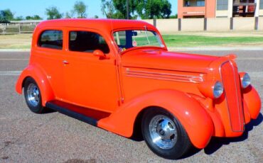 Plymouth-1936-orange-13