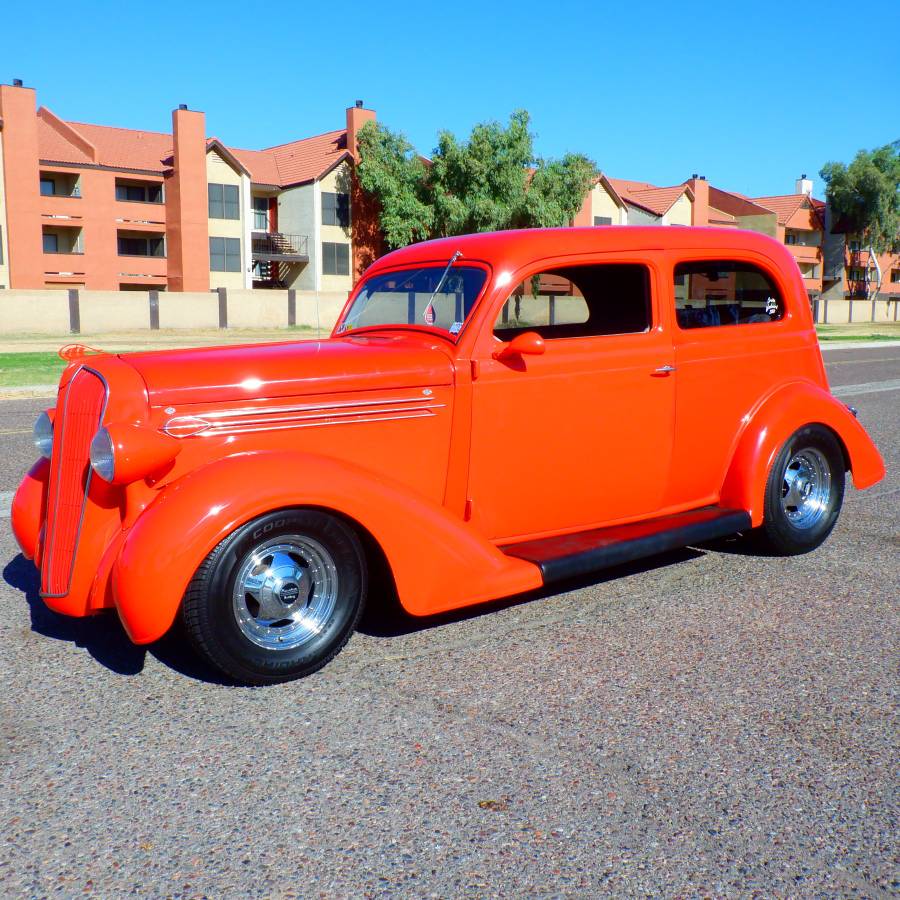 Plymouth-1936-orange-44