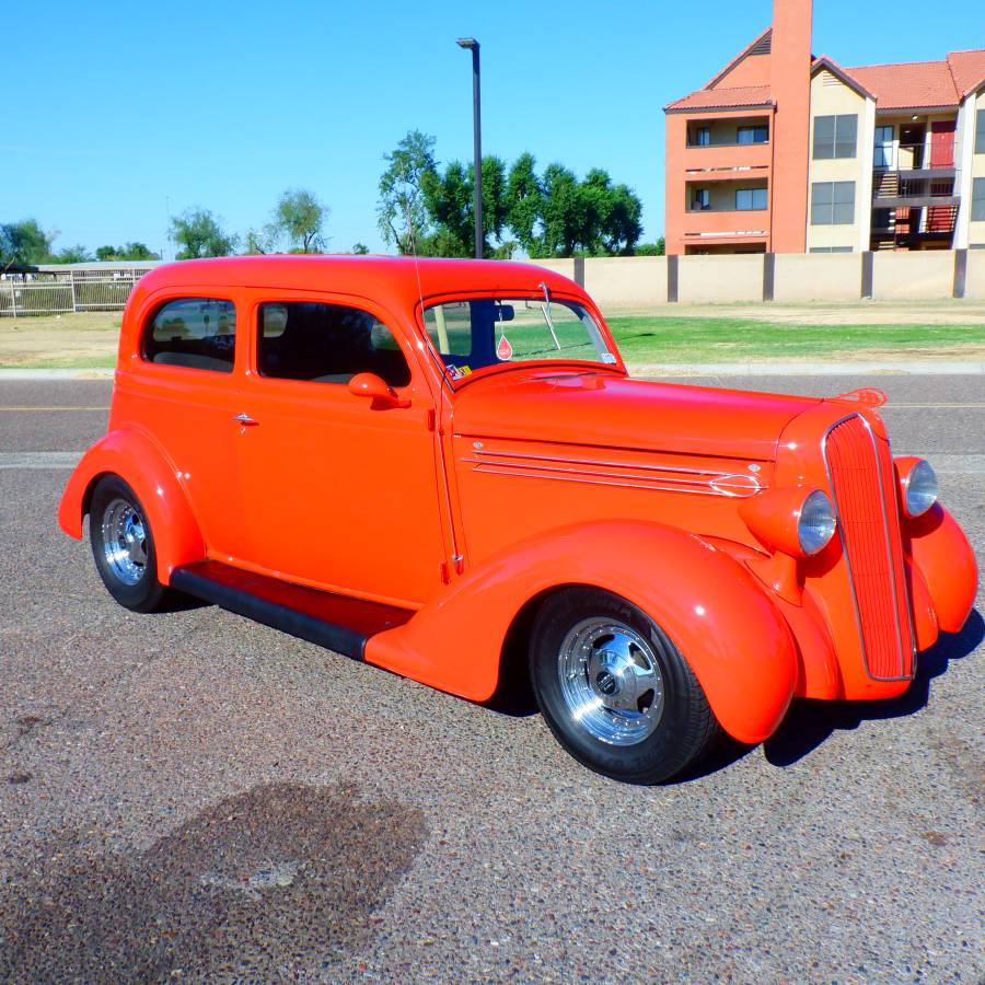 Plymouth-1936-orange-45