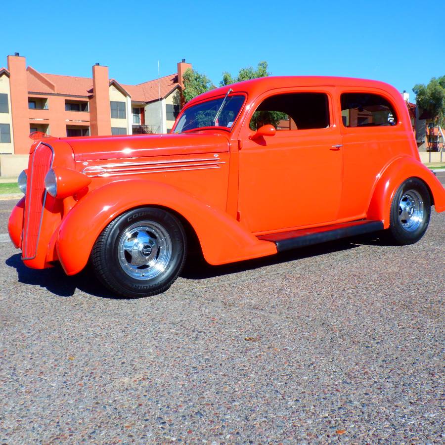 Plymouth-1936-orange-5