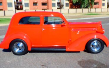 Plymouth-1936-orange-53