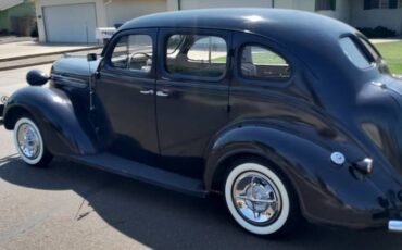Plymouth-1937-black-21