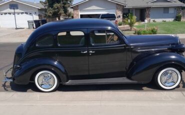 Plymouth-1937-black-22