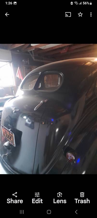Plymouth-1937-black-3
