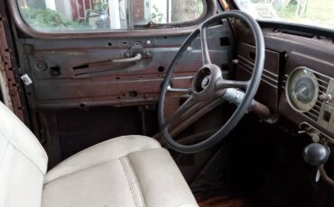 Plymouth-1938-black-2