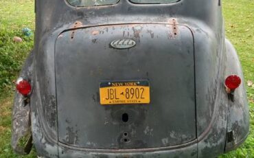 Plymouth-1938-black