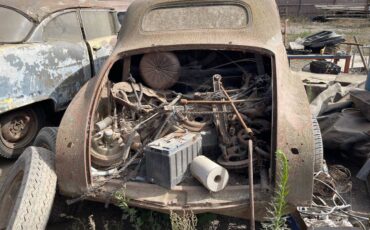 Plymouth-1947-22