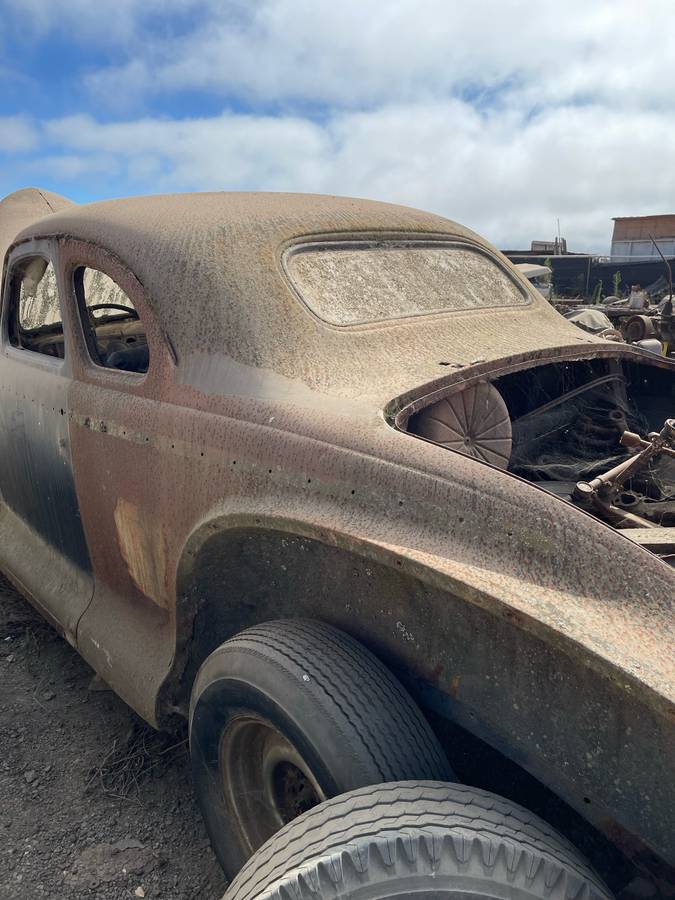 Plymouth-1947-8