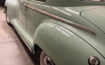 Plymouth-1947-green-4