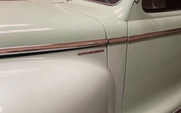 Plymouth-1947-green-9