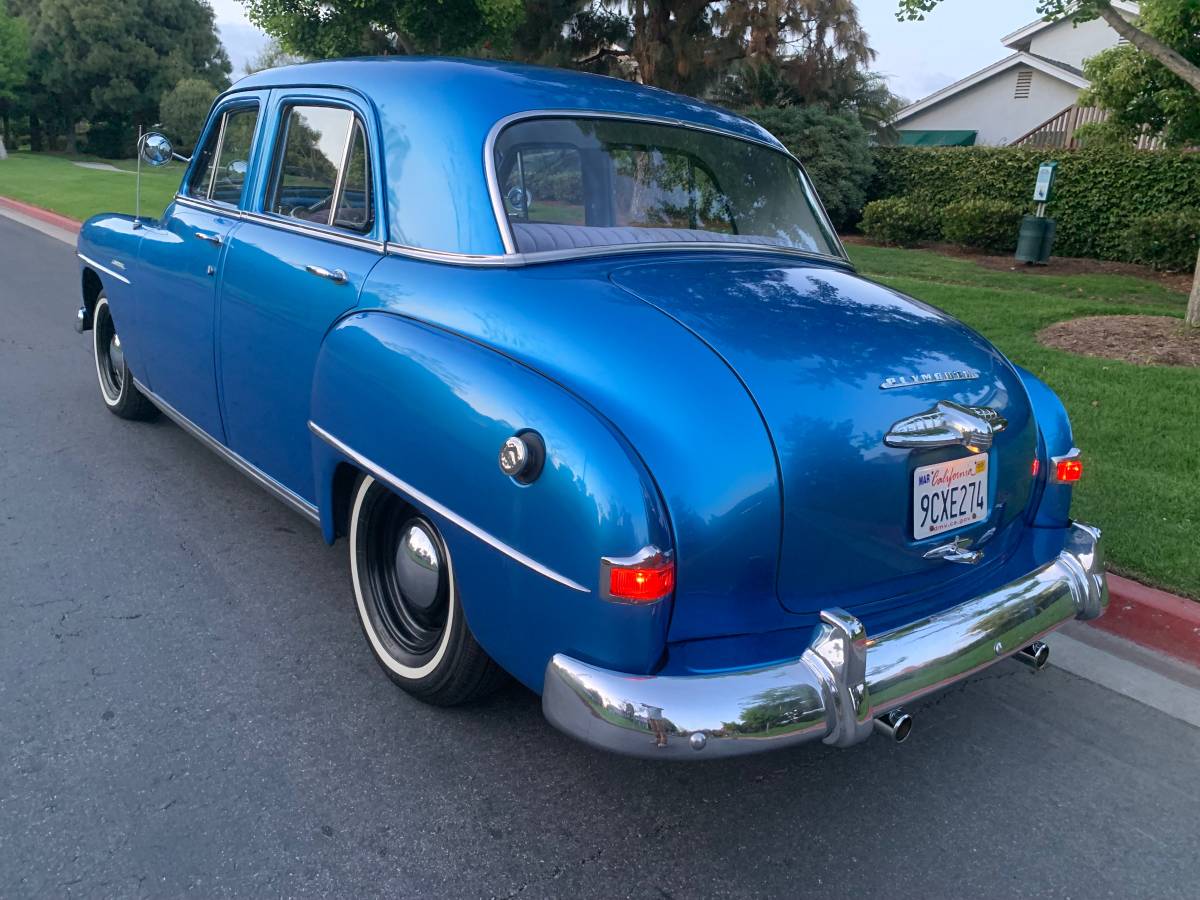 Plymouth-1951-blue-2