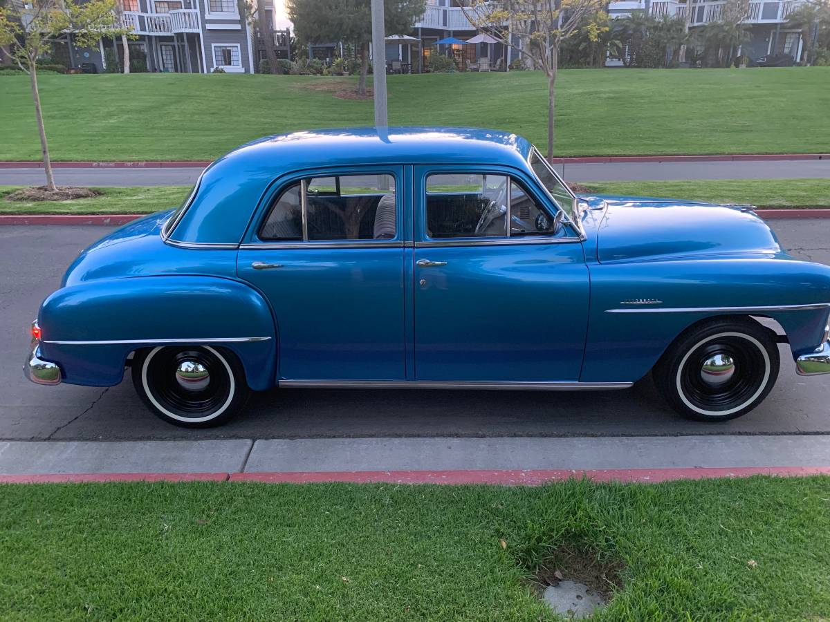 Plymouth-1951-blue-3