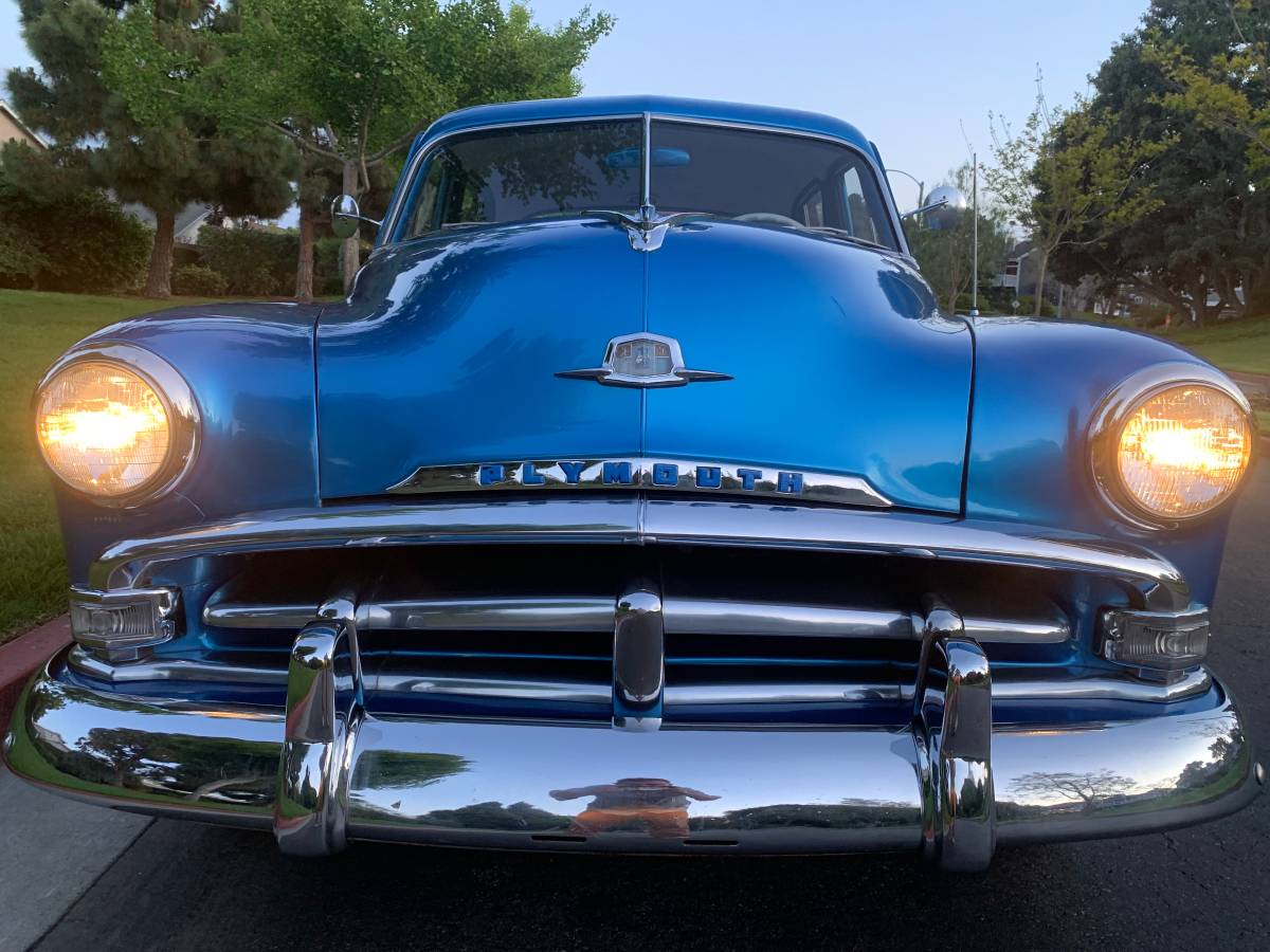Plymouth-1951-blue-4