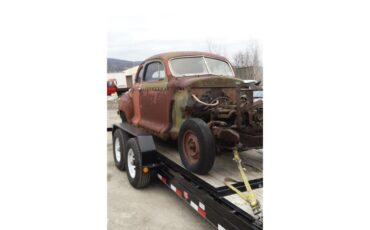 Plymouth-2-dr-business-coupe-1948