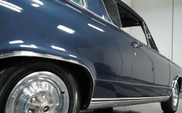 Plymouth-Barracuda-1966-Fastback-25