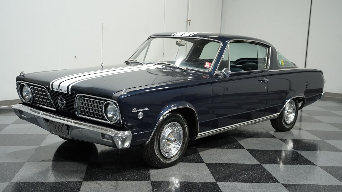 Plymouth-Barracuda-1966-Fastback-5