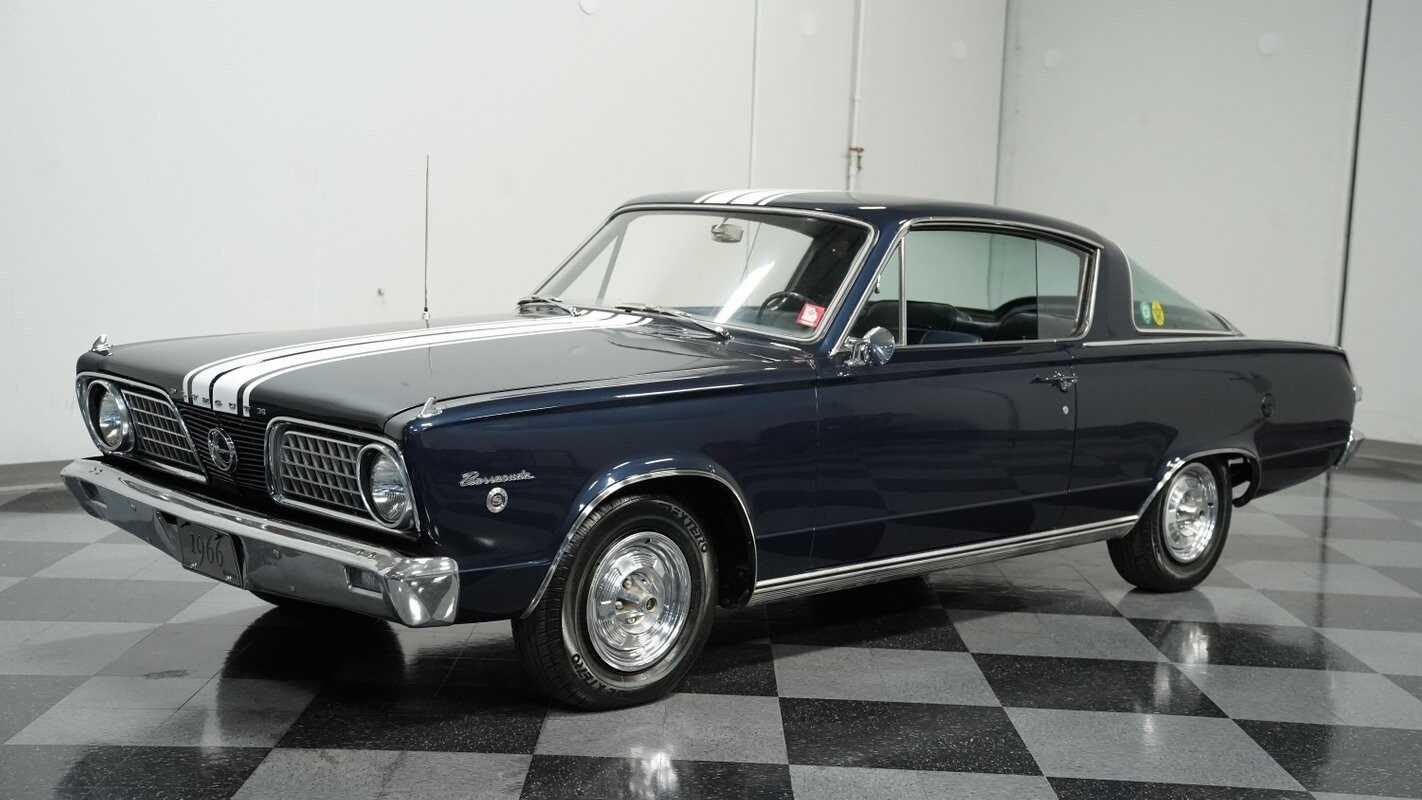 Plymouth-Barracuda-1966-Fastback-6