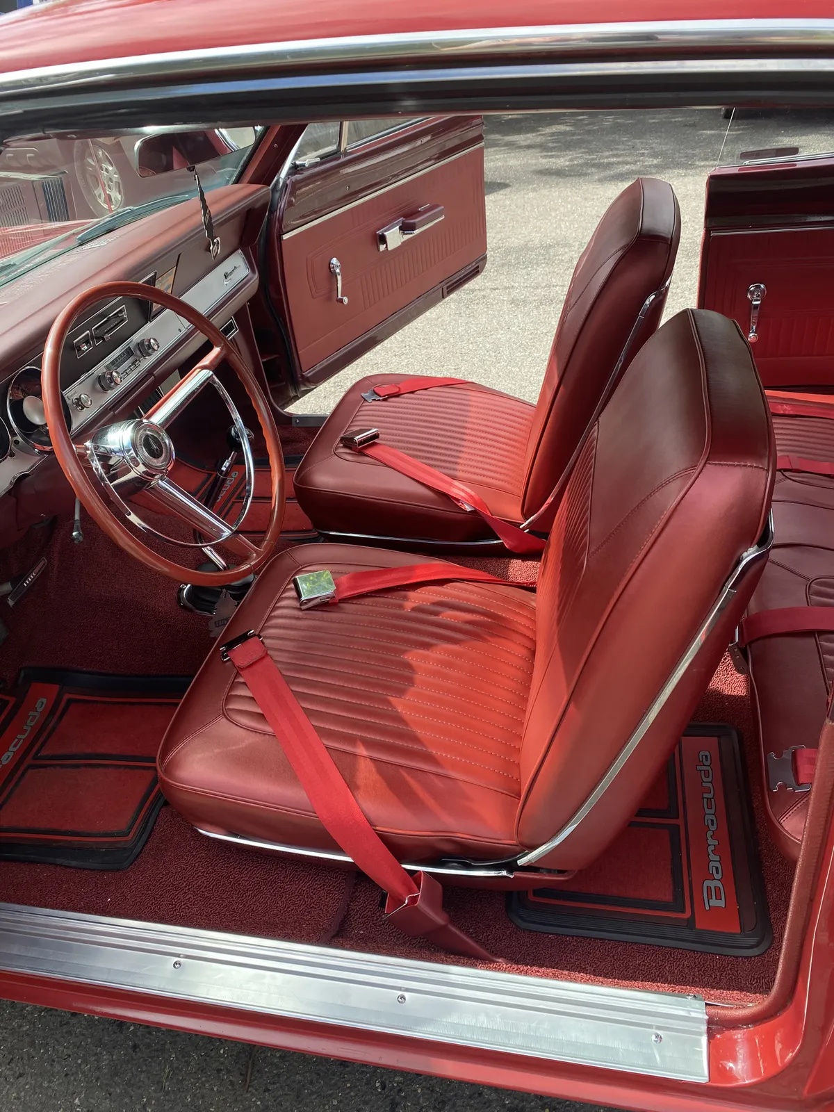 Plymouth-Barracuda-1967-Red-Red-15