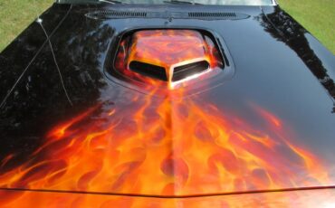 Plymouth-Barracuda-1970-Black-Cherry-Black-18