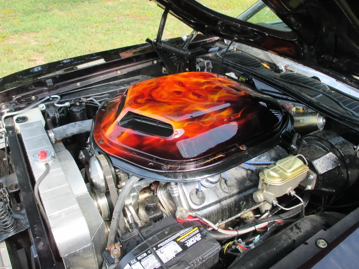 Plymouth-Barracuda-1970-Black-Cherry-Black-6
