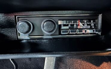Plymouth-Barracuda-1970-Coupe-14