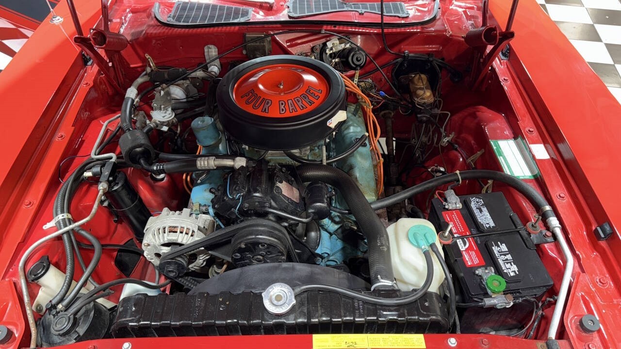 Plymouth-Barracuda-1972-Coupe-3
