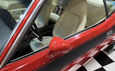 Plymouth-Barracuda-1972-Coupe-35