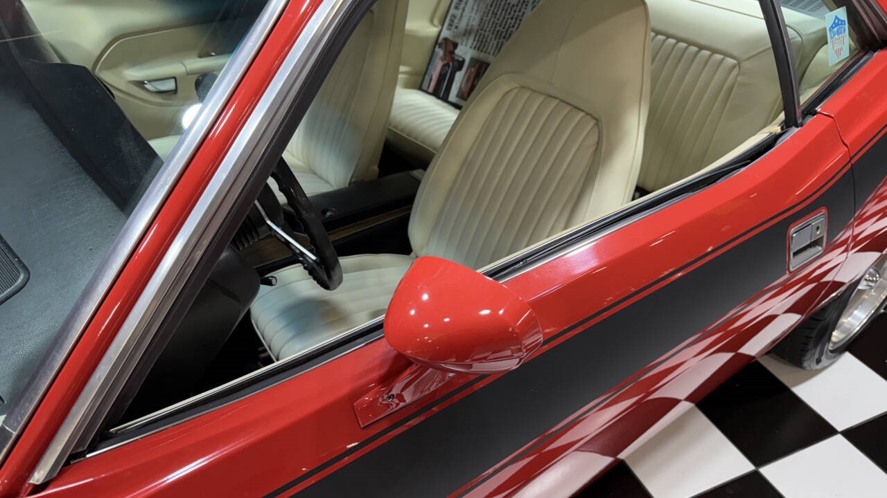 Plymouth-Barracuda-1972-Coupe-35