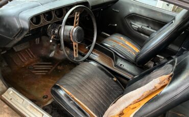 Plymouth-Barracuda-1974-Coupe-10