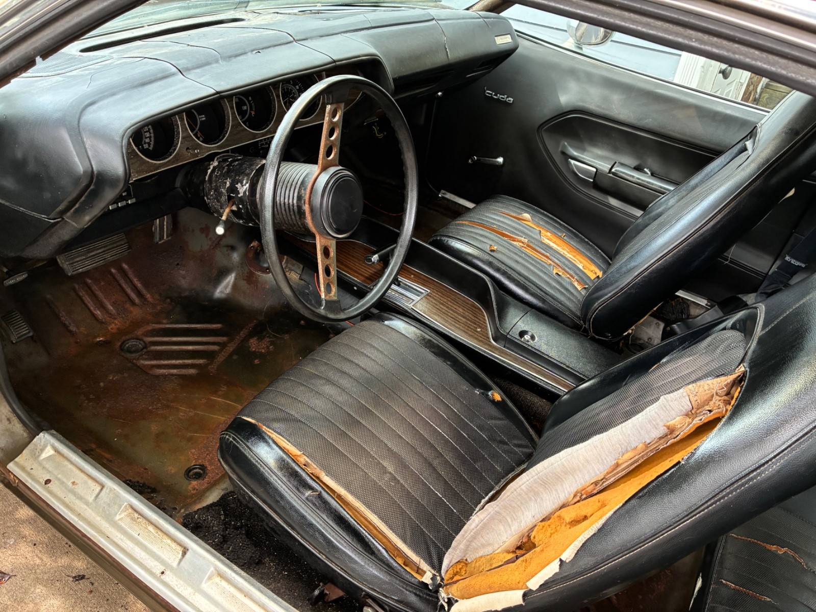 Plymouth-Barracuda-1974-Coupe-10