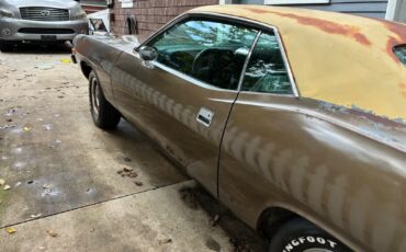 Plymouth-Barracuda-1974-Coupe-2