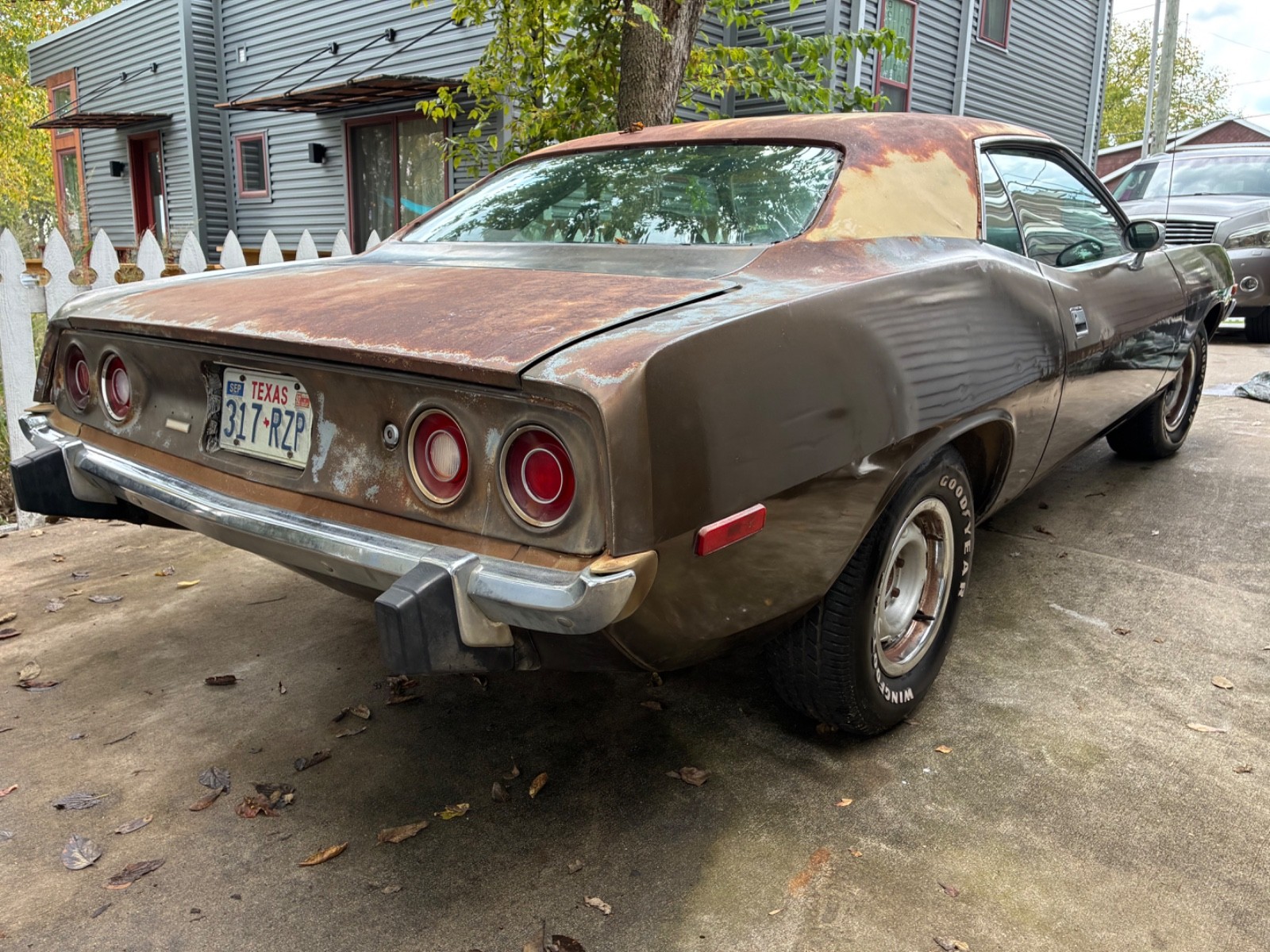 Plymouth-Barracuda-1974-Coupe-4