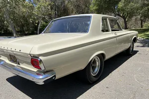 Plymouth-Belvedere-1-1965-Tan-Tan-2