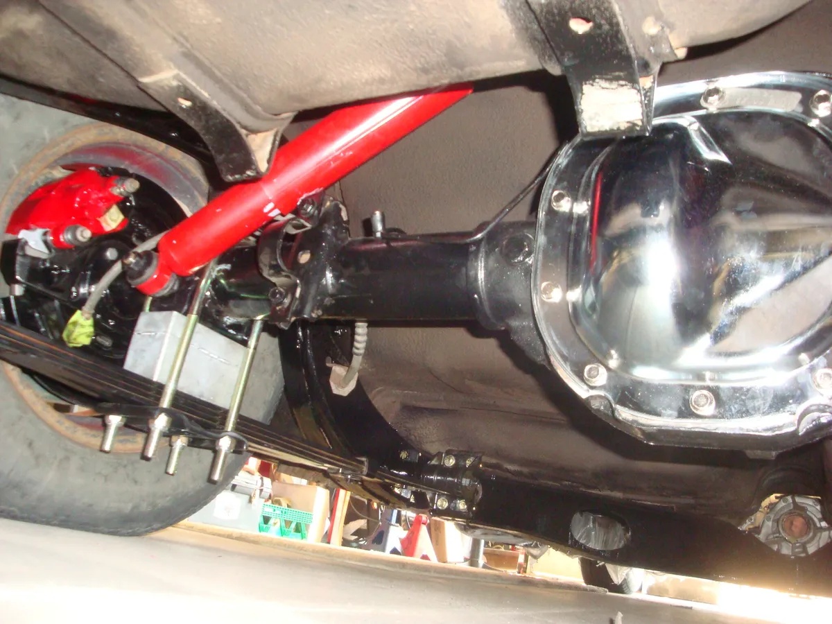 Plymouth-Belvedere-1956-Blues-Pearl-Metallic-With-Pearl-White-Ultraleather-Pearl-White-14