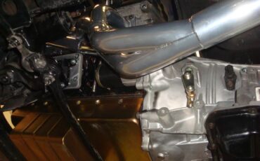 Plymouth-Belvedere-1956-Blues-Pearl-Metallic-With-Pearl-White-Ultraleather-Pearl-White-18