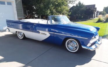 Plymouth-Belvedere-1956-Blues-Pearl-Metallic-With-Pearl-White-Ultraleather-Pearl-White