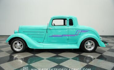 Plymouth-Coupe-1932-Coupe-2