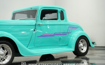 Plymouth-Coupe-1932-Coupe-21