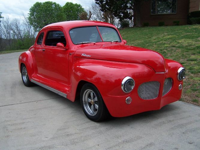 Plymouth-Coupe-1947-Red-7